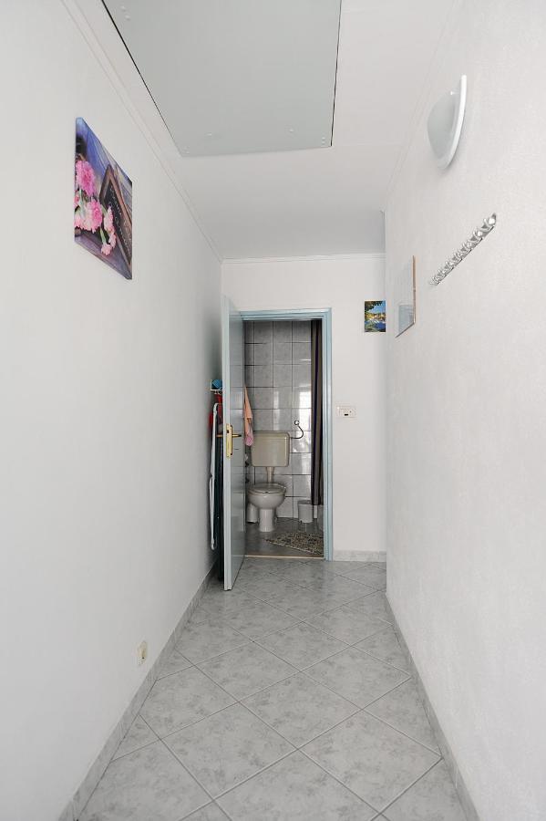 Apartments Rejo Donji Okrug  ภายนอก รูปภาพ